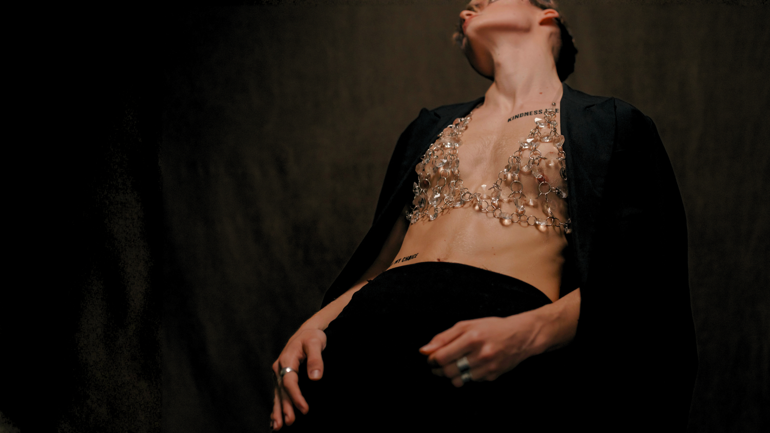 GØLDLIGHT By Golden Aura Group