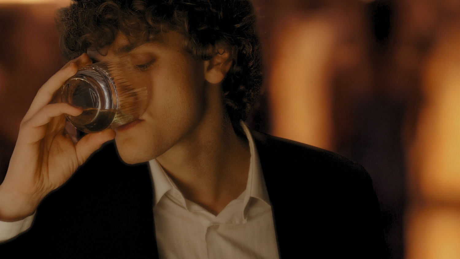 GØLDLIGHT By Golden Aura Group